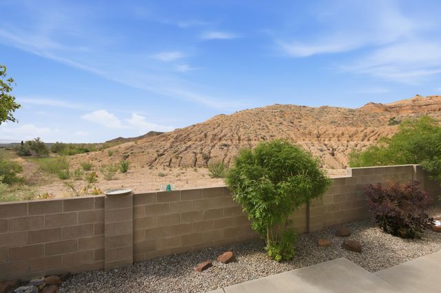 155 Sunrise Bluffs Drive, Belen, NM 87002