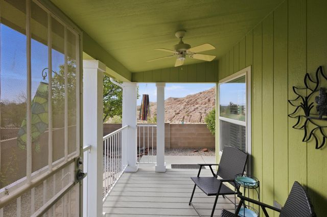 155 Sunrise Bluffs Drive, Belen, NM 87002