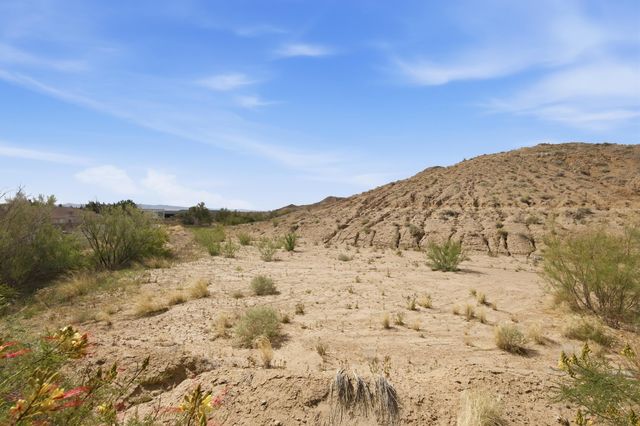 155 Sunrise Bluffs Drive, Belen, NM 87002