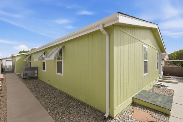 155 Sunrise Bluffs Drive, Belen, NM 87002