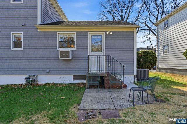 89 Larch Avenue, Bogota, NJ 07603