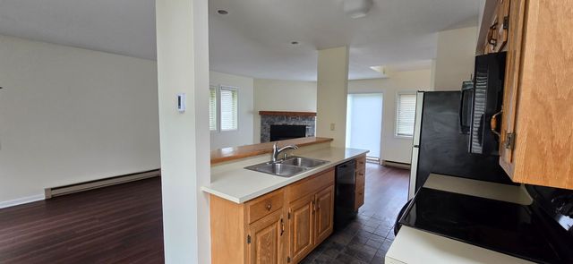 111 Lakeland Drive D, Hartford, VT 05059