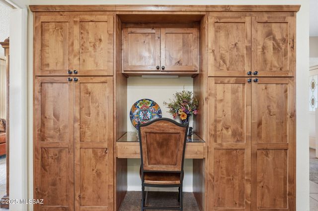 1151 N Paseo Del Cervato, Green Valley, AZ 85614