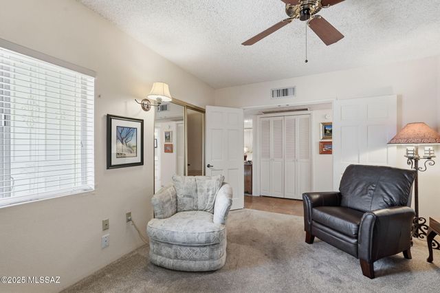 1151 N Paseo Del Cervato, Green Valley, AZ 85614