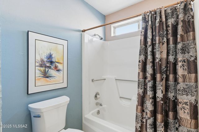 1151 N Paseo Del Cervato, Green Valley, AZ 85614