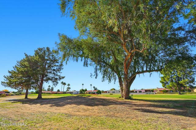 1151 N Paseo Del Cervato, Green Valley, AZ 85614