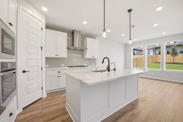 210 Grayson Elm Pass, Dripping Springs, TX 78620