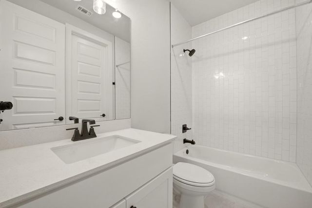 210 Grayson Elm Pass, Dripping Springs, TX 78620