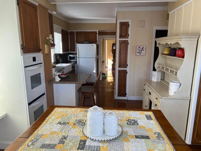 1426 Ruger Avenue, Janesville, WI 53545