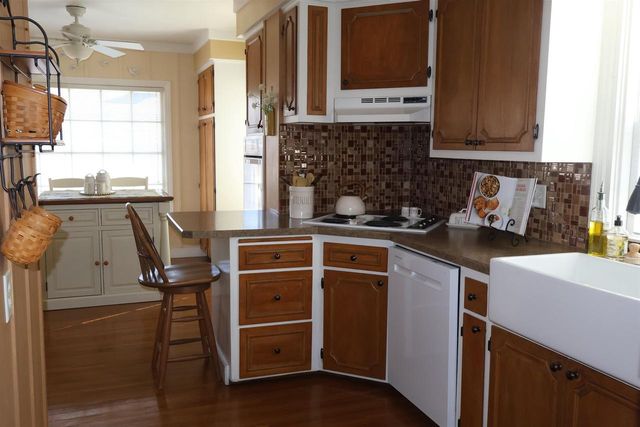1426 Ruger Avenue, Janesville, WI 53545