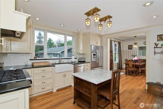 26806 SE 432nd Street, Enumclaw, WA 98022