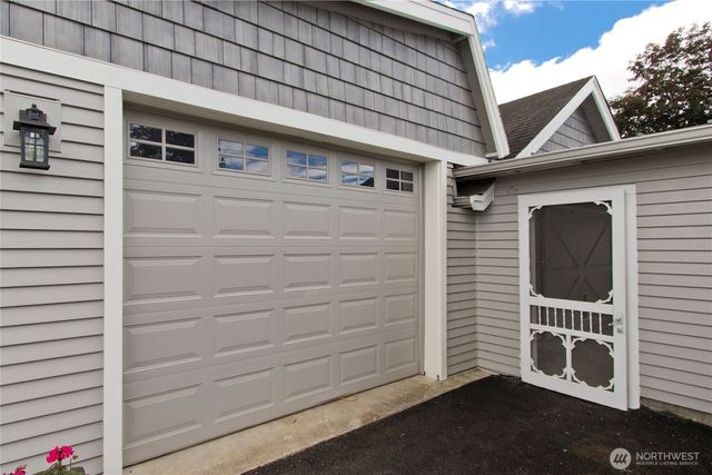 26806 SE 432nd Street, Enumclaw, WA 98022