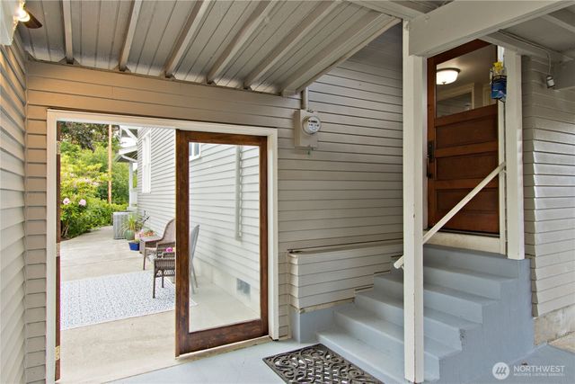 26806 SE 432nd Street, Enumclaw, WA 98022