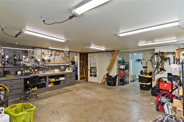 26806 SE 432nd Street, Enumclaw, WA 98022