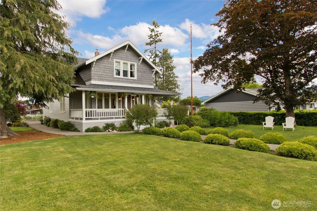 26806 SE 432nd Street, Enumclaw, WA 98022