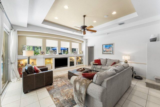 15730 Glen Willow Lane, Wellington, FL 33414