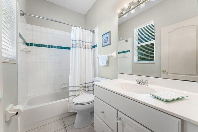 15730 Glen Willow Lane, Wellington, FL 33414