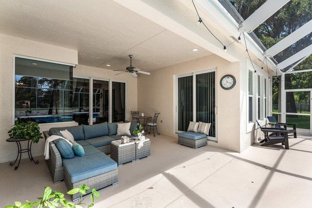 15730 Glen Willow Lane, Wellington, FL 33414