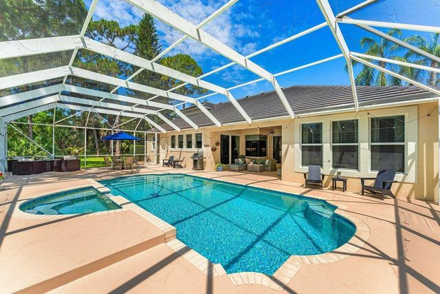 15730 Glen Willow Lane, Wellington, FL 33414