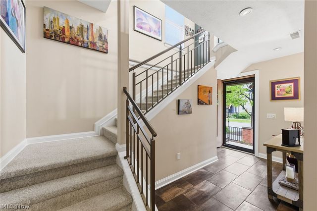3897 Clinton Avenue, Cleveland, OH 44113