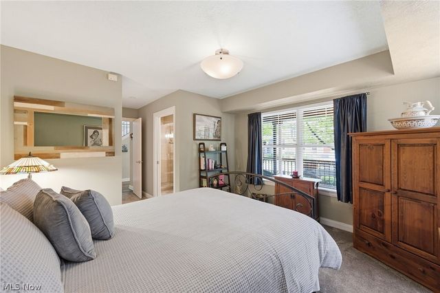 3897 Clinton Avenue, Cleveland, OH 44113