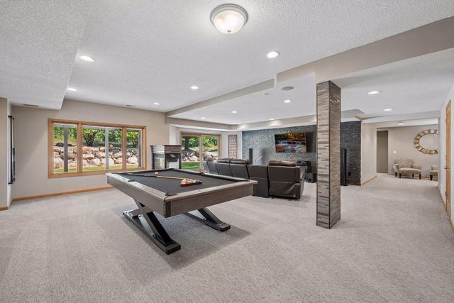16220 Turnberry Turn NW, Ramsey, MN 55303
