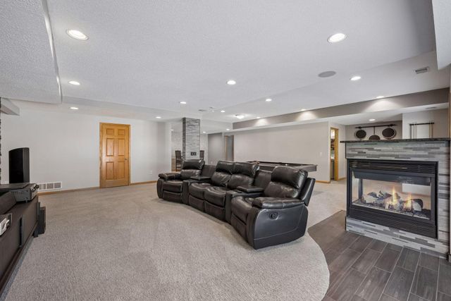 16220 Turnberry Turn NW, Ramsey, MN 55303