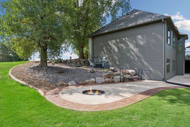 16220 Turnberry Turn NW, Ramsey, MN 55303