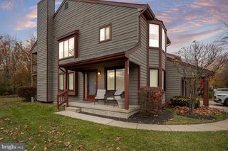 4107-A CHADBURY RD, Mount Laurel, NJ 08054