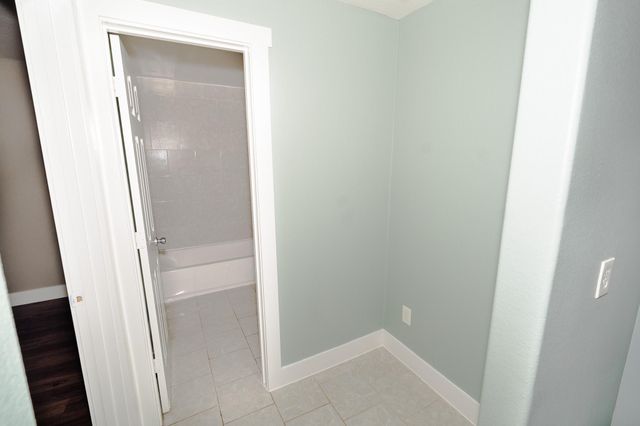 4826 Bristol Street, Houston, TX 77009