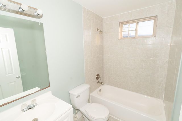 4826 Bristol Street, Houston, TX 77009