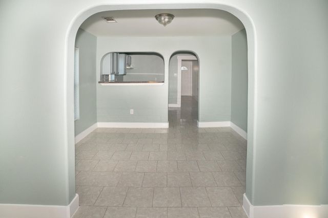 4826 Bristol Street, Houston, TX 77009