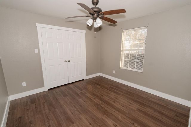 4826 Bristol Street, Houston, TX 77009