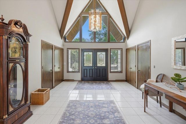 737 Carla Lane, Little Canada, MN 55109