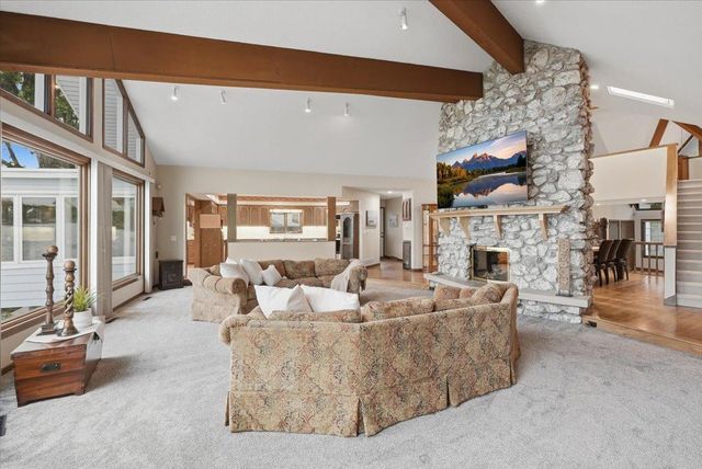 737 Carla Lane, Little Canada, MN 55109