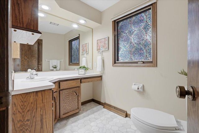 737 Carla Lane, Little Canada, MN 55109