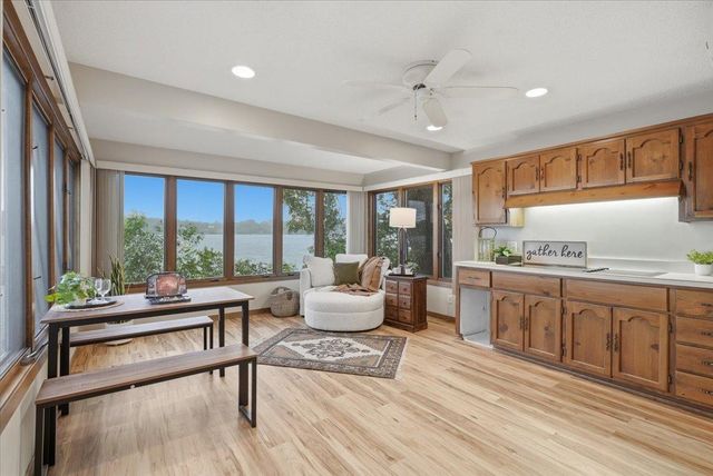 737 Carla Lane, Little Canada, MN 55109