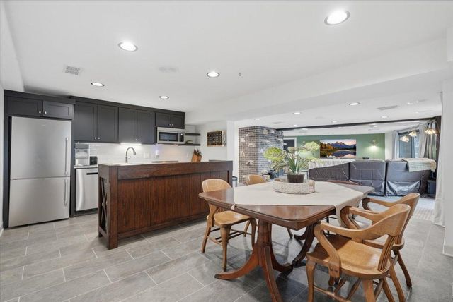 737 Carla Lane, Little Canada, MN 55109