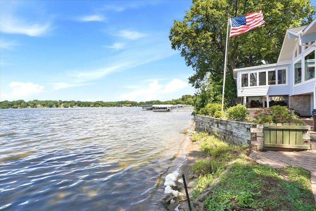 737 Carla Lane, Little Canada, MN 55109