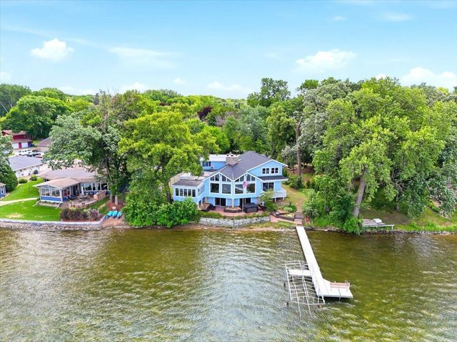 737 Carla Lane, Little Canada, MN 55109