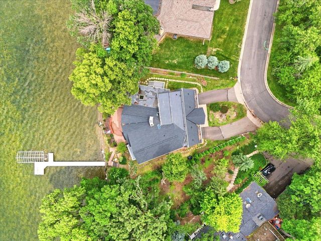 737 Carla Lane, Little Canada, MN 55109