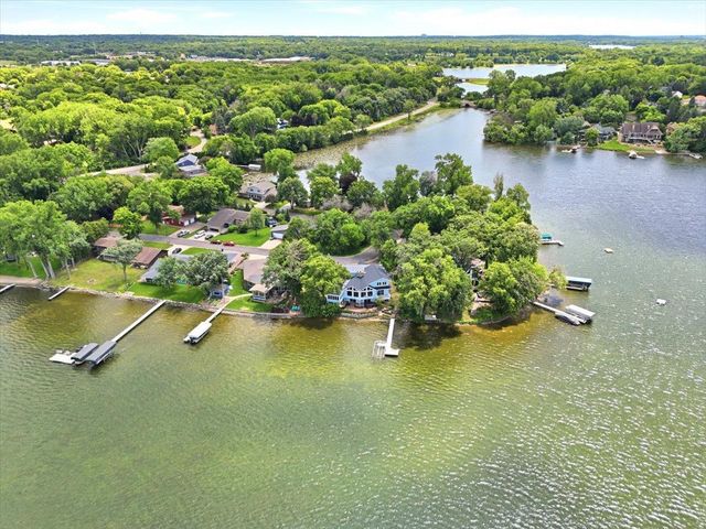 737 Carla Lane, Little Canada, MN 55109