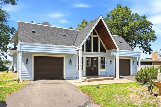 737 Carla Lane, Little Canada, MN 55109