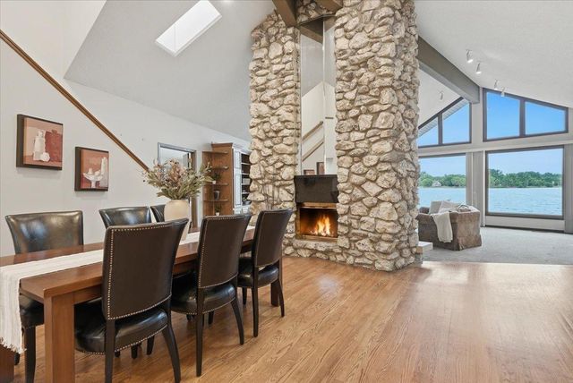 737 Carla Lane, Little Canada, MN 55109