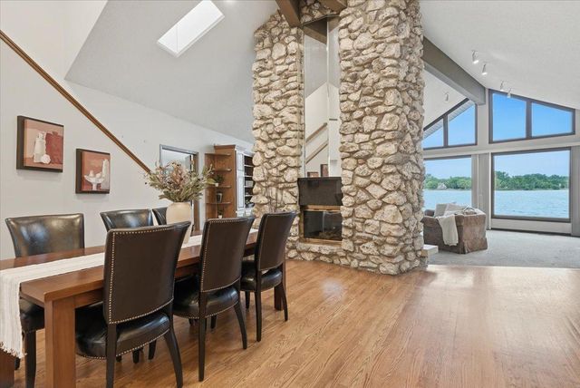 737 Carla Lane, Little Canada, MN 55109