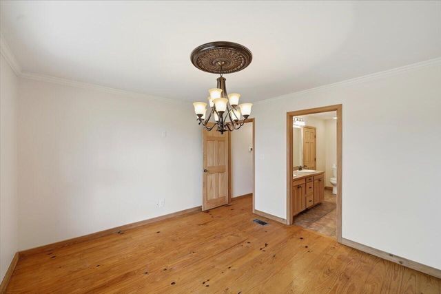 106 Rebel Grove Dr., Mendenhall, MS 39114