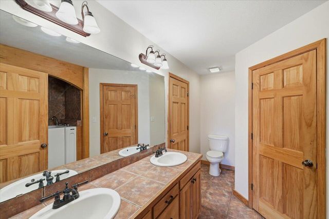 106 Rebel Grove Dr., Mendenhall, MS 39114