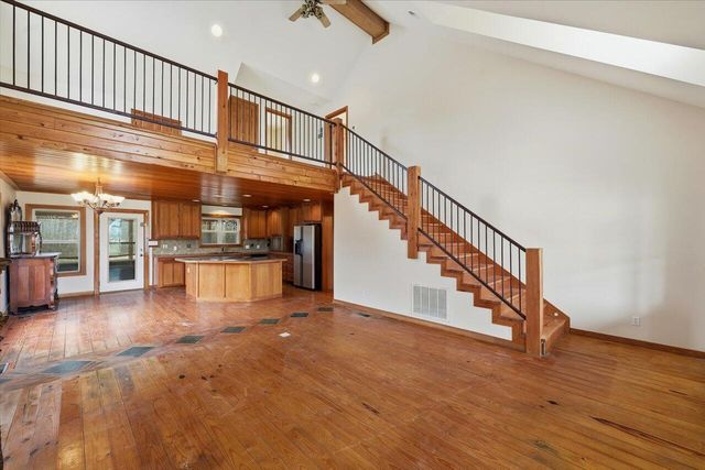 106 Rebel Grove Dr., Mendenhall, MS 39114