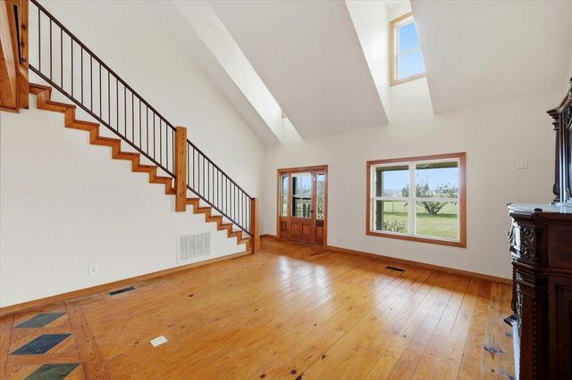 106 Rebel Grove Dr., Mendenhall, MS 39114