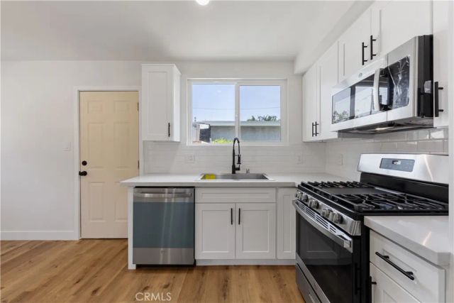 1431 Raymar, Santa Ana, CA 92703